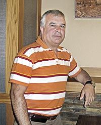 Honorino Ruiz, responsable de El Periódico de Riosa