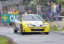 Coche participante en el Rally Sprint de Castropol.
