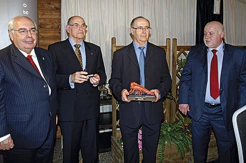 Alvarez Areces, José Marino y José Manuel García -de La Luarquesa-, y Pepe Santiago.