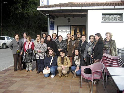Vecinas del concejo de Belmonte de Miranda en un Encuentro de Mujeres.