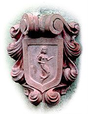 Sirena en un escudo de Pendueles (Llanes)