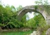 Puente sobre el río Dobra en Amieva