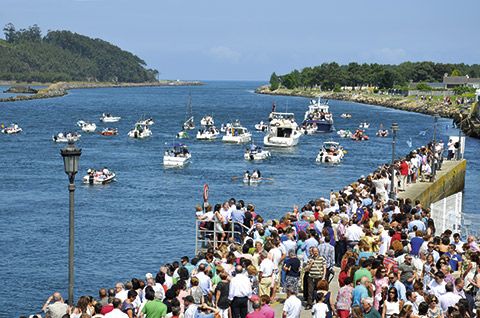 Fiestas de la Virgen de la Barca, Navia