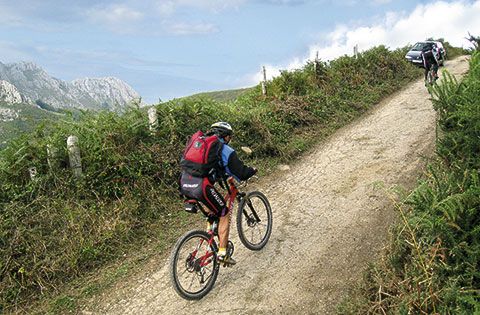 Ciclistas en la zona de la Madalena