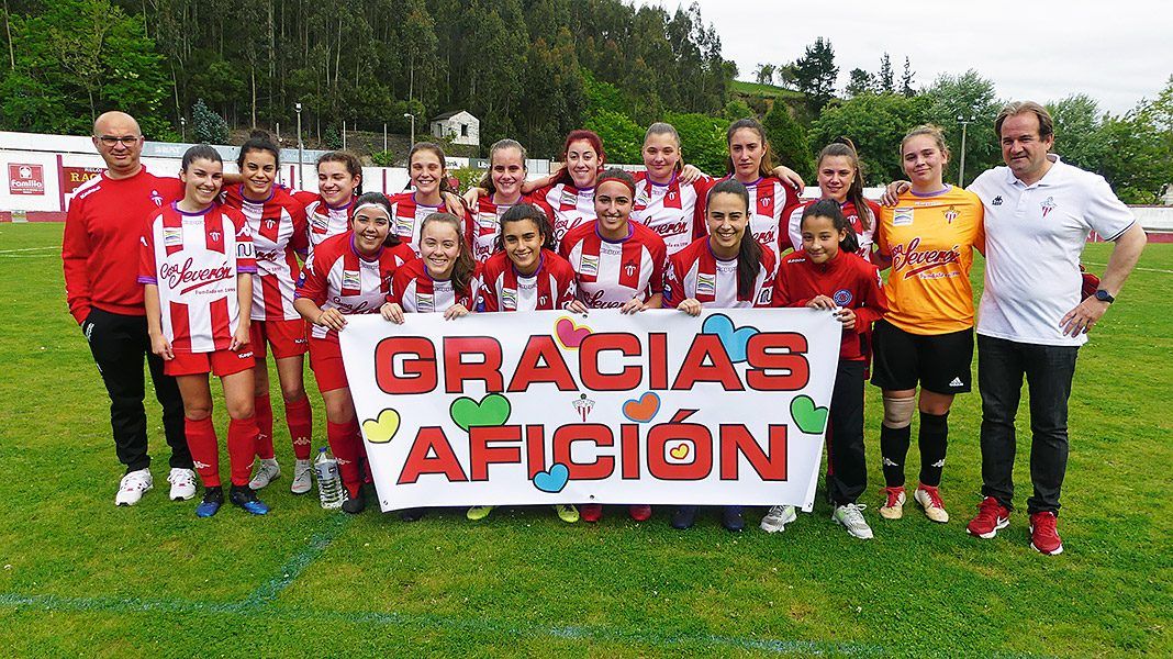 Equipo femenino del Navia Club de Fútbol