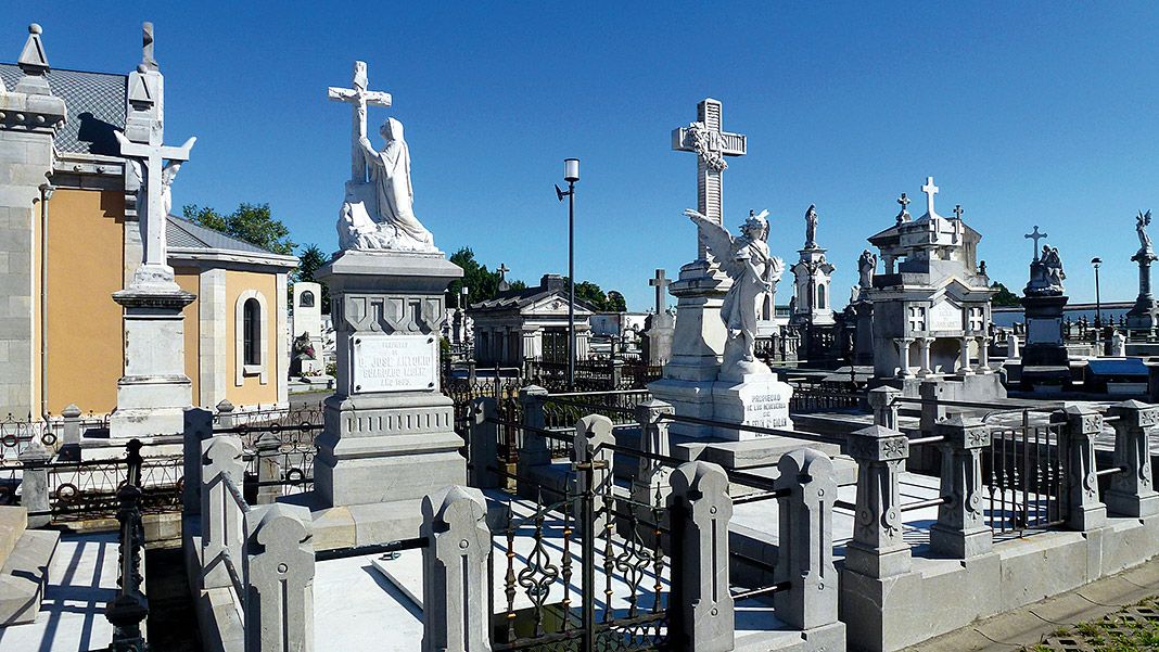 Cementerio de La Carriona, Avilés
