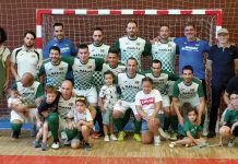 Plantilla, cuerpo técnico y directiva del Club Deportivo Monsacro-Mostayal