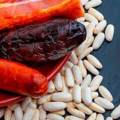 Ingredientes para elaborar una fabada asturiana