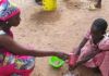 Lavado de manos. Dispensario y centro nutricional de Kalana, Mali