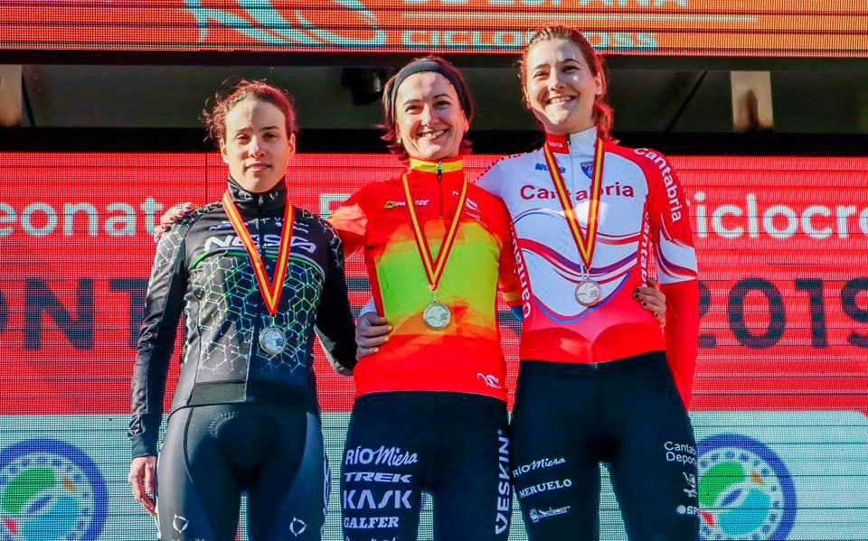 Campeonato de España de Ciclocross 2019. En el centro, Aida Nuño
