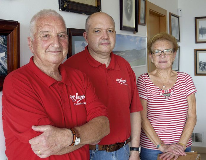 De izda. a dcha., Odón, Severino y Candita