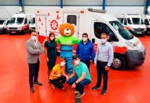 Fundación Ambulancia del Deseo con 'Mario', la mascota de la Fundación