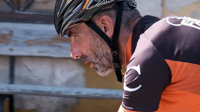 Víctor Loira en el Ultra Triatlón Tierra Astur en Ribadesella