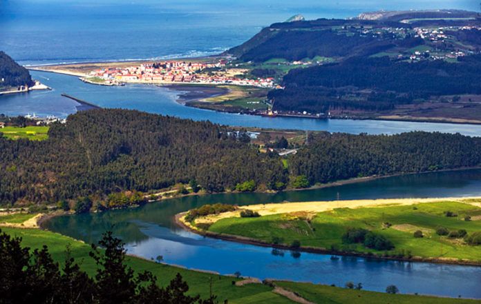 Desembocadura del río Nalón, Pravia