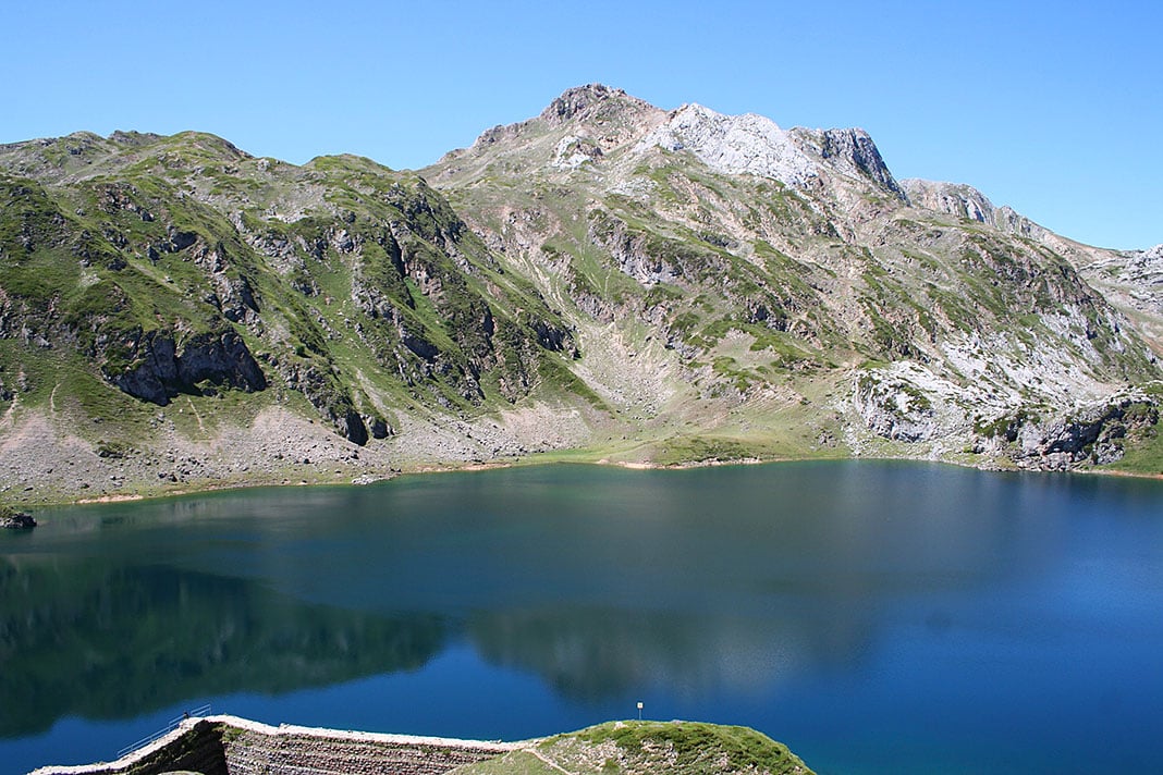 Lago Cerveriz y los Picos Albos (Parque Natural de Somiedo)