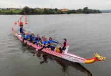 Equipo Mixto senior DB 12 del Club Asturias Dragón Boat que se proclamó campeón de España de 500 y 200 m. en Trasona, en 2021