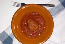 Cebolla Rellena, plato típico de El Entrego (Asturias)