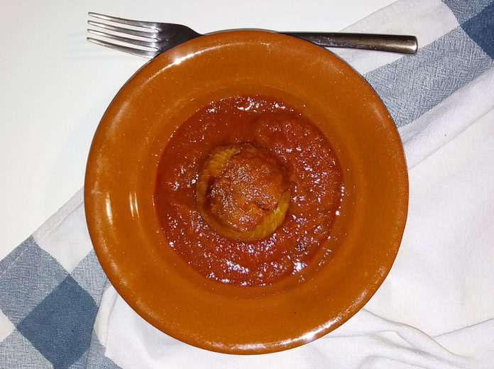 Cebolla Rellena, plato típico de El Entrego (Asturias)