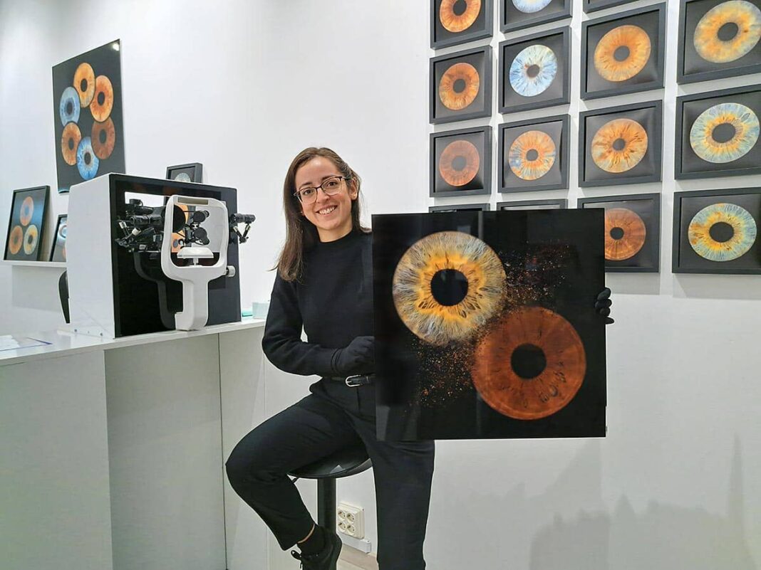 Flor Vazquez Arango en el estudio de Eyeris Photo