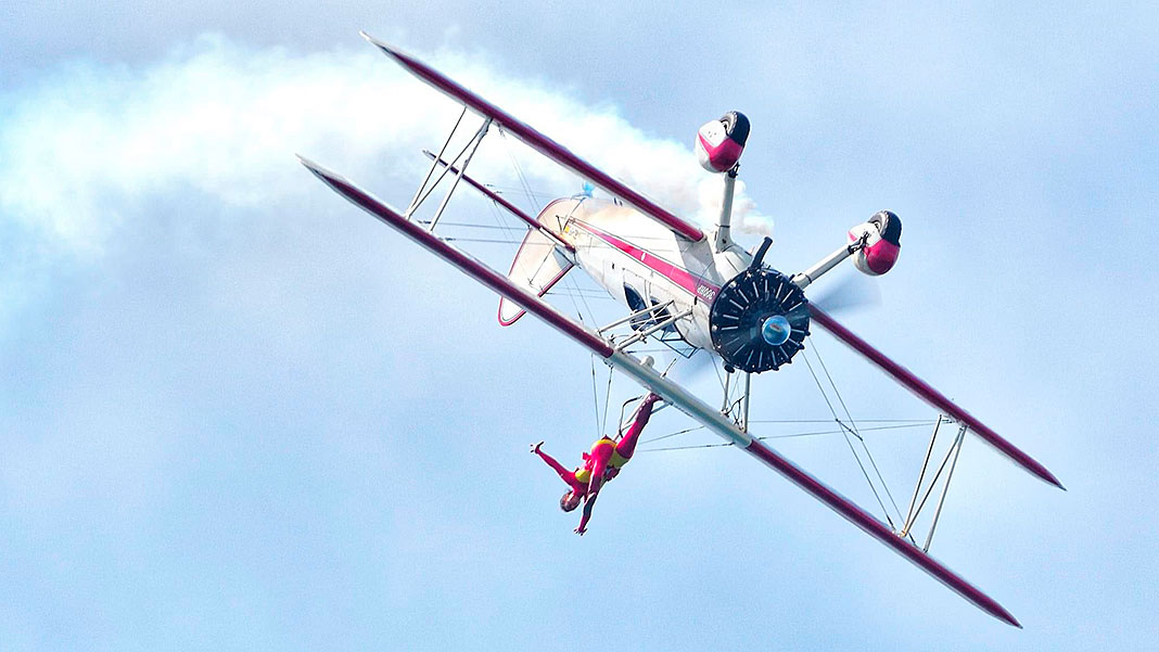 Ainhoa Sánchez, wingwalker 