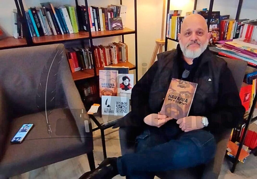 Alfredo Musante, director de la Liga de Autores, en la presentación de su libro 'Navarra Preludio' / Fotos cedidas por la Liga de Autores