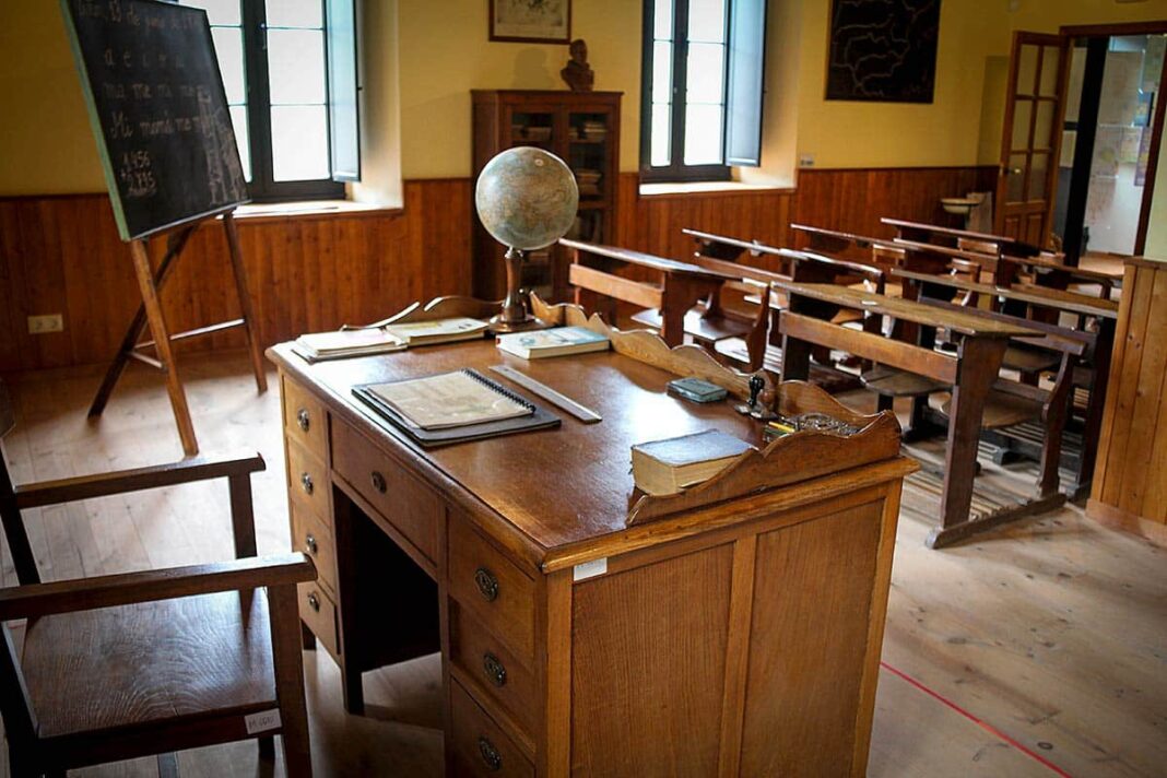 Museo de la Escuela Rural de Asturias (Viñón, Cabranes)