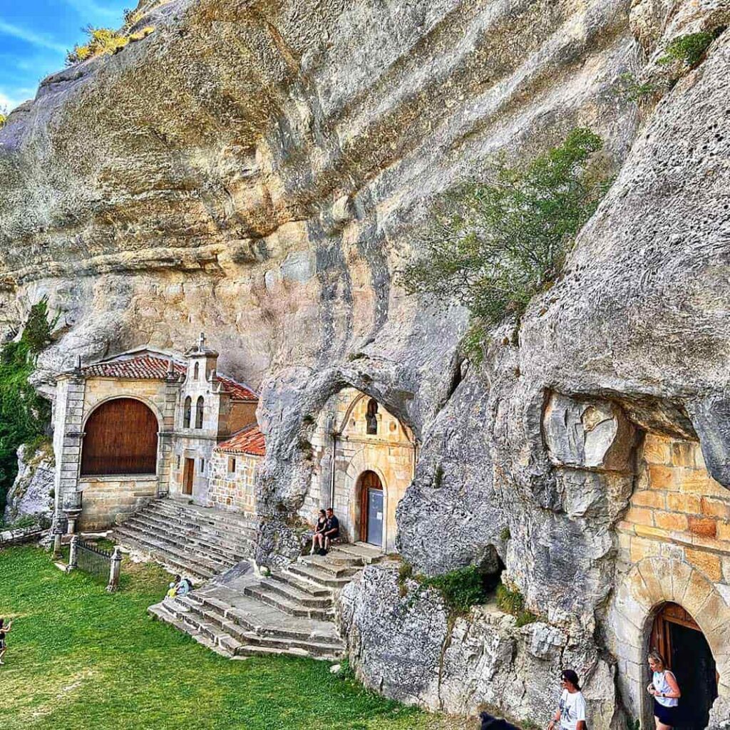 Ojo de Guareña (Burgos)