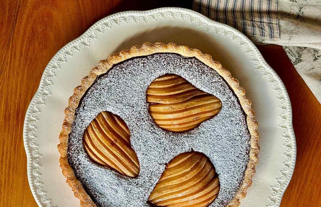 Tarta de chocolate y pera