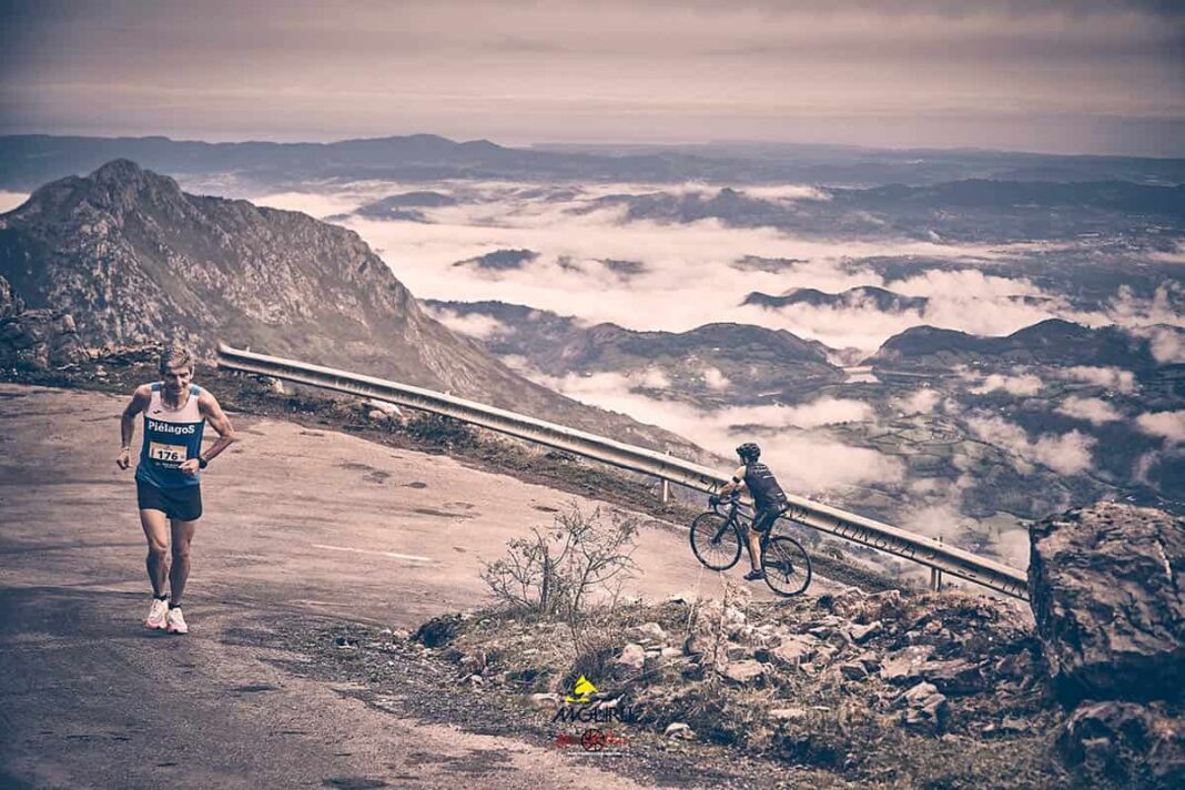 Subida al Angliru en una edición anterior