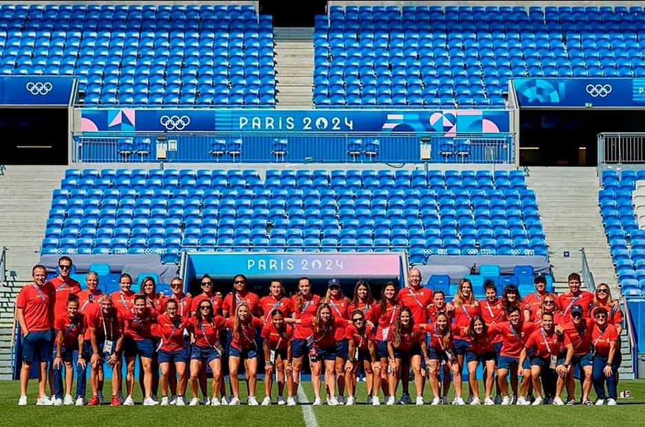 El equipo al completo de la Selección Española de Fútbol Femenino en los JJ.OO. de París 2024