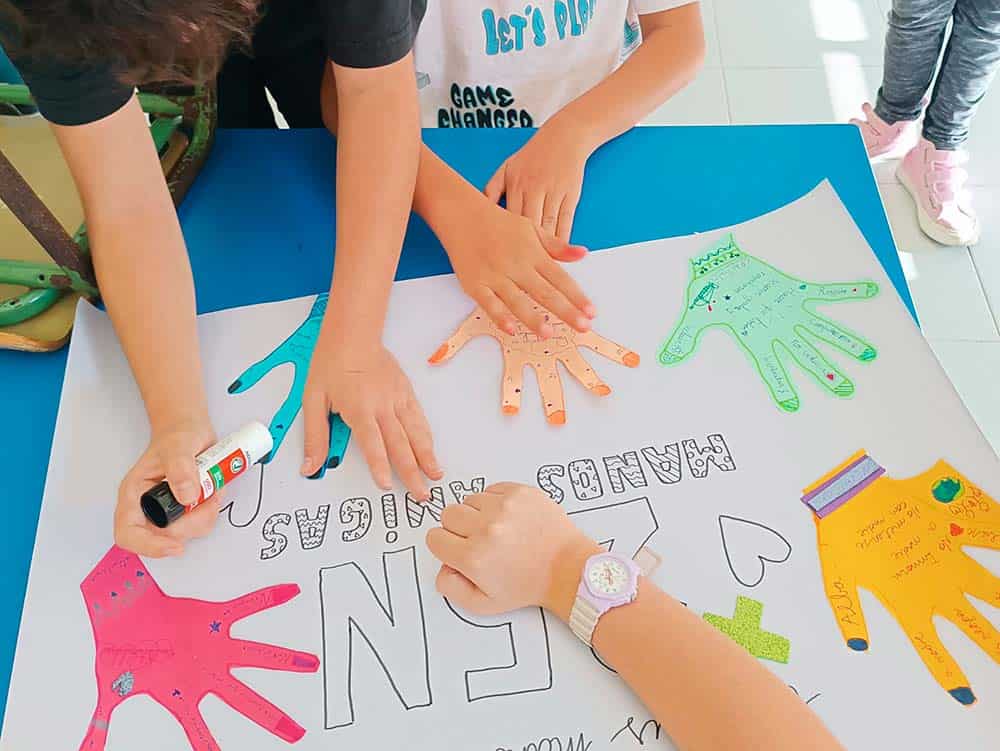 Mujeres en una de las actividades creadas este año por el Ayuntamiento de Caravia.