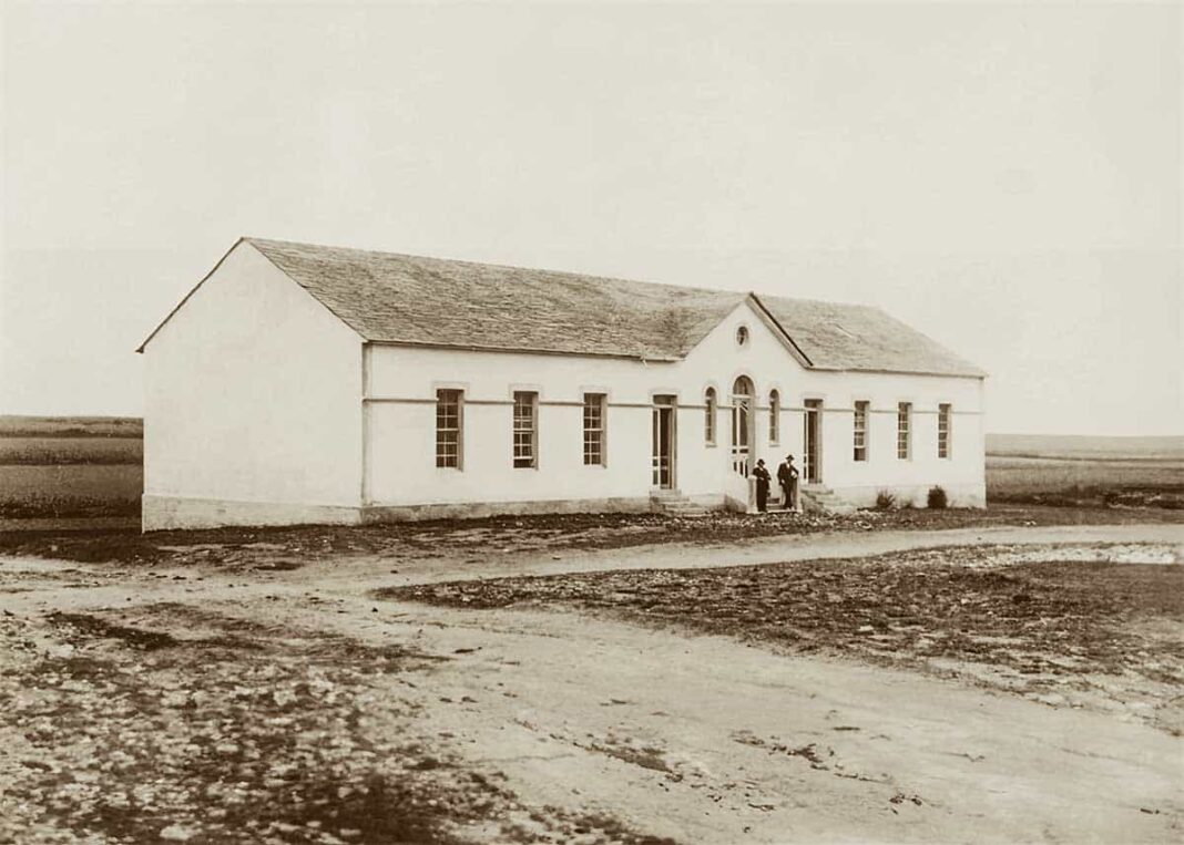 Valdepares, orgullo centenario de ser escuela rural