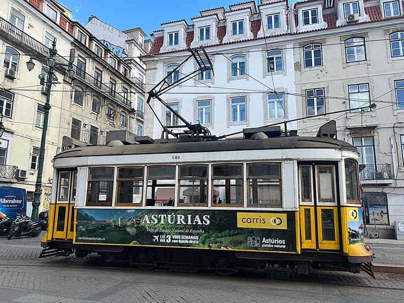 Campaña promocional de Asturias en Lisboa