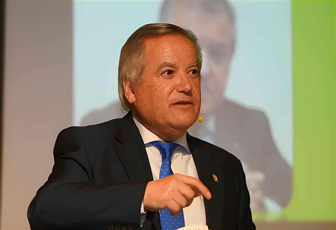 Antonio Flórez Lozano, médico y catedrático de Ciencias de la Conducta de la Universidad de Oviedo