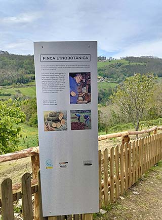 Finca Etnobotánica en el Museo de la Cuchillería de Taramundi.
