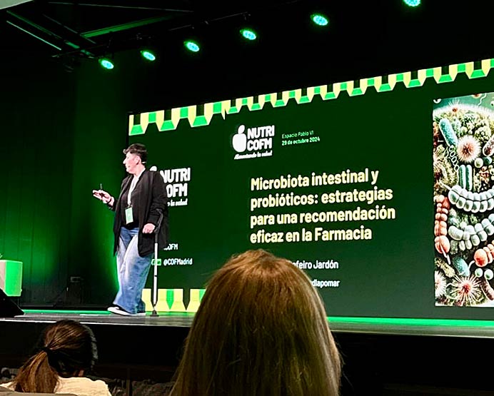 María José Cachafeiro en una conferencia sobre salud