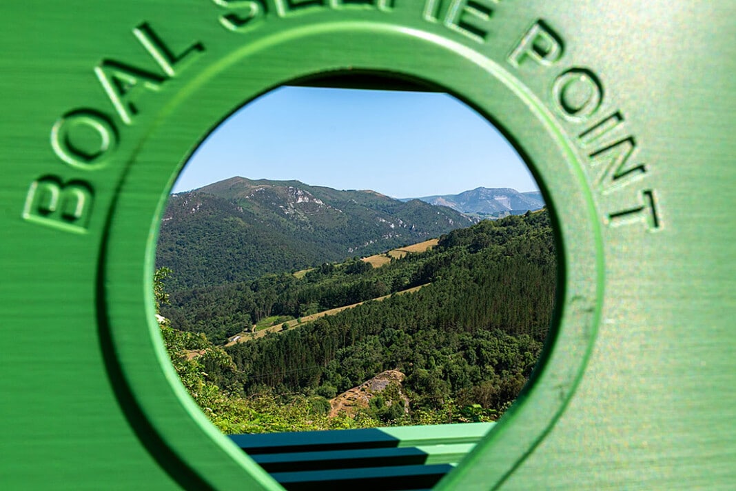 Boal Selfie Point en la Ruta de los Selfies que es posible realizar por el concejo de Boal.