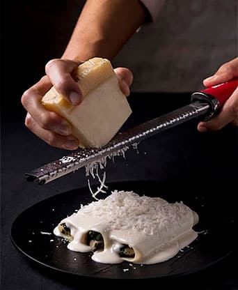 Jaime Santianes, chef: «Bendito Tupper es cocinar con amor. No vendemos comida, compartimos cariño»