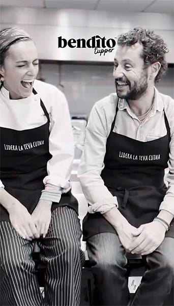 Jaime Santianes acompañado de su pareja, Núria Arnau. Bendito Tupper