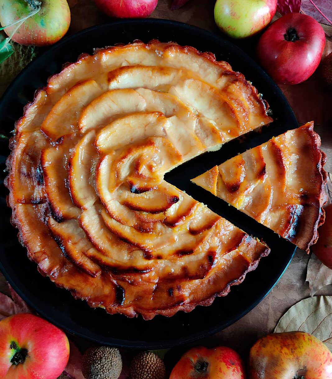 Bizcocho de manzana y harina de maíz, de Encarnita Fdez. Fdez. (El paraíso de los golosos)