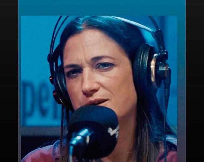 Nuria Santos en un fotograma de la película El poder del silencio.