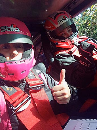 Vanesa Martínez junto a su copiloto Vanesa Pombo Alonso en el 9º Rally Ciudad de Langreo 2025