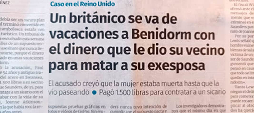 Recorte de prensa sobre un británico que se fue de vacaciones a Benidorm con el dinero que le dio su vecino para matar a su exesposa.