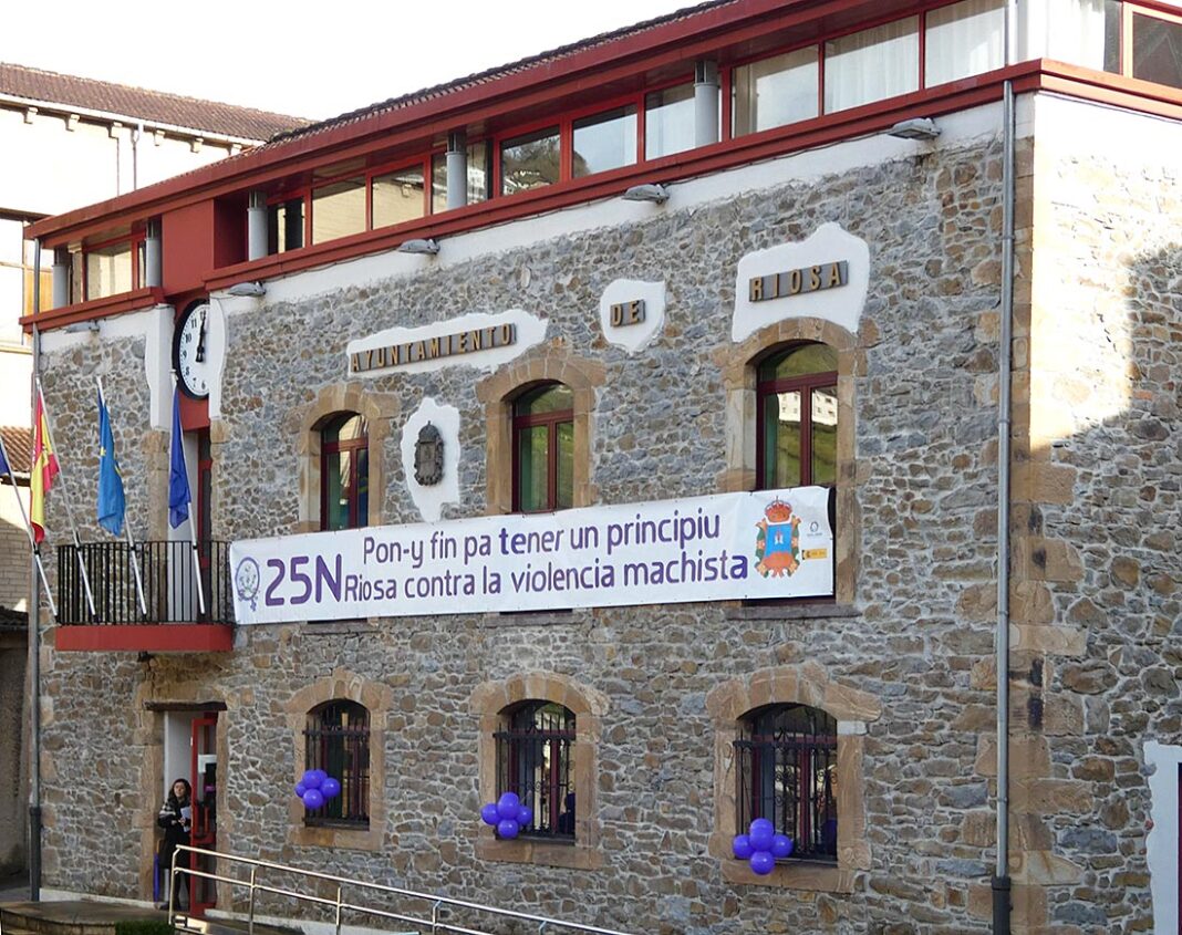 El Ayuntamiento de Riosa contra la violencia machista