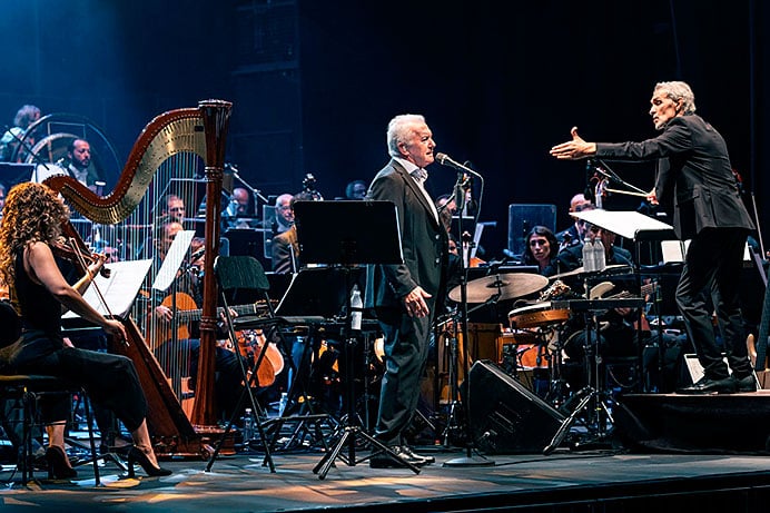 Víctor Manuel: «La libertad es lo único que se gana con los años… y yo pienso usarla» 2 Víctor Manuel en concierto.