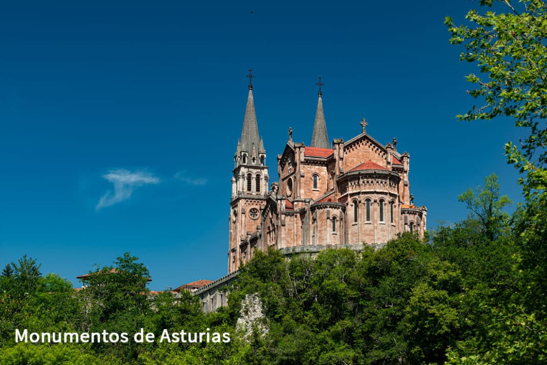Galería de imágenes en Fusión Asturias de distintos monumentos de la región.