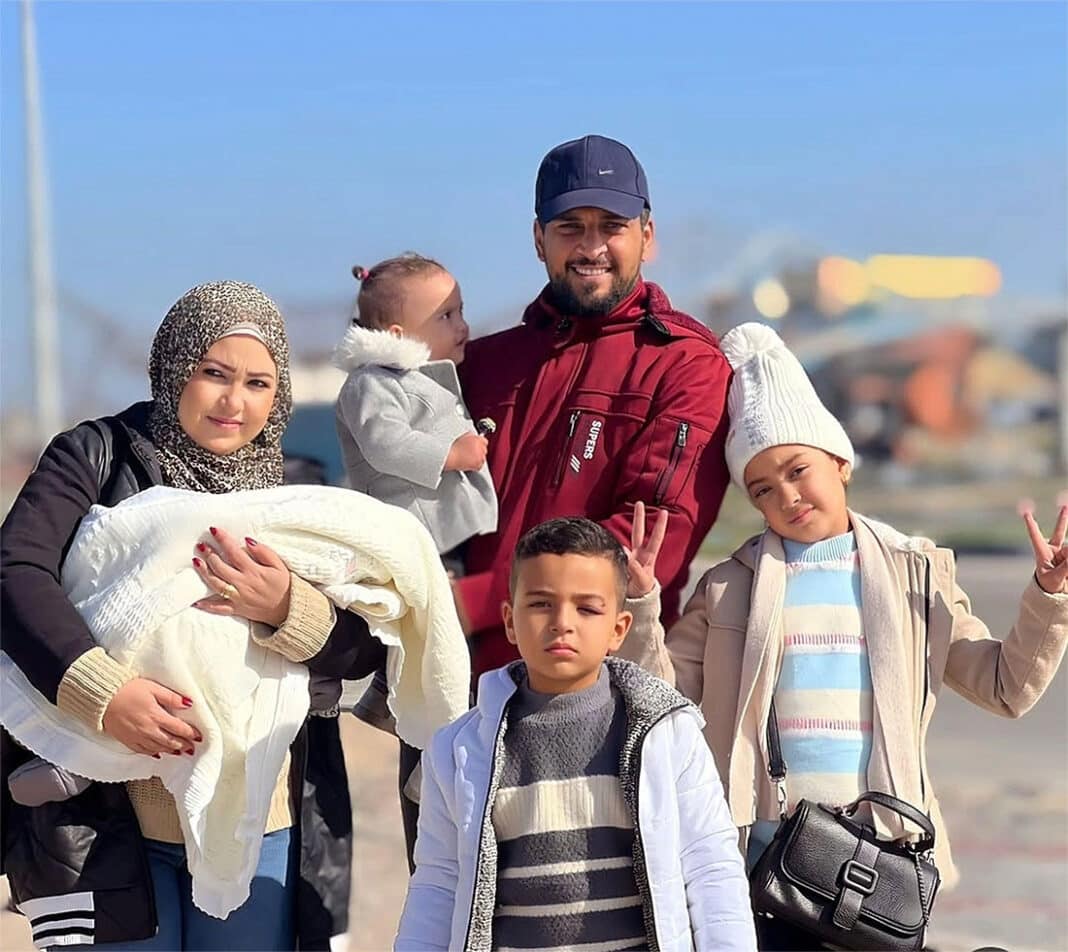 Ahmed Ghazi es empresario y primer coordinador de Hope Palestina. Su esposa es cardióloga y actualmente trabaja de voluntaria en un hospital de Gaza