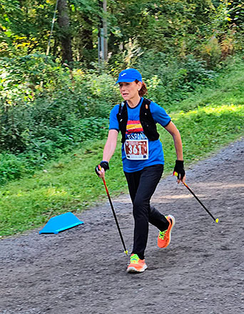 Josefina Collado, campeona del mundo de Marcha Nórdica: «Hay que insistir, persistir, resistir y nunca, nunca desistir» 6 Josefina Collado Huergo, fundadora del Club Marcha Nórdica de Gijón, ha conseguido medalla de oro en 5 kilómetros y medalla de plata en 10 kilómetros en la categoría W70 en el Campeonato Mundial Nordic Walking Inwa 2026.